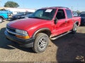 2003 Chevrolet S-10 — photo 2 of 18 | VIN 1GCDT13X63K138769