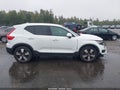 2020 Volvo XC40 — photo 14 of 19 | VIN YV4162UK8L2184104