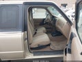 2001 Mazda B3000 — photo 5 of 17 | VIN 4F4YR16U71TM00508