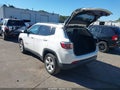 2019 Jeep Compass — photo 3 of 18 | VIN 3C4NJDBB2KT813788