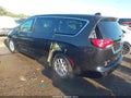 2017 Chrysler Pacifica — photo 3 of 17 | VIN 2C4RC1DG5HR517372