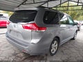 2011 Toyota Sienna — photo 4 of 17 | VIN 5TDKK3DC0BS079372