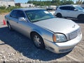 2004 Cadillac Deville — photo 1 of 11 | VIN 1G6KD54Y24U210899