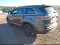 2016 Toyota Highlander — photo 3 of 16 | VIN 5TDKKRFH5GS128164