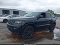 2020 Jeep Grand Cherokee — photo 2 of 15 | VIN 1C4RJEAG9LC211696