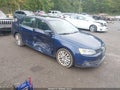 2011 Volkswagen Jetta — photo 1 of 11 | VIN 3VWLZ7AJ9BM021512