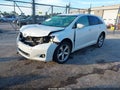 2015 Toyota Venza — photo 2 of 16 | VIN 4T3ZK3BB5FU070048