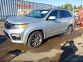 2012 Kia Sorento — photo 2 of 17 | VIN 5XYKW4A22CG228319