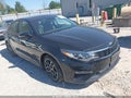 2019 Kia Optima — photo 1 of 16 | VIN 5XXGW4L23KG375304