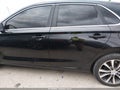 2018 Hyundai Elantra — photo 14 of 16 | VIN KMHH35LE1JU030855