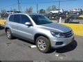 2012 Volkswagen Tiguan — photo 1 of 11 | VIN WVGBV7AX9CW592235