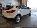 2017 Nissan Rogue Sport — photo 4 of 17 | VIN JN1BJ1CR2HW116835