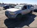 2002 Nissan Frontier — photo 2 of 17 | VIN 1N6ED27T92C388527
