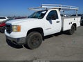 2008 GMC Sierra — photo 2 of 11 | VIN 1GDHC24K58E197629