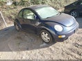 2000 Volkswagen Beetle — photo 1 of 11 | VIN 3VWCA21C9YM498462