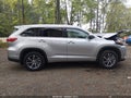 2018 Toyota Highlander — photo 13 of 16 | VIN 5TDJZRFH4JS532510