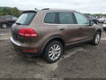 2014 Volkswagen Touareg — photo 4 of 17 | VIN WVGEF9BP5ED009730