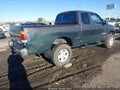 2000 Toyota Tundra — photo 4 of 11 | VIN 5TBBT441XYS124501