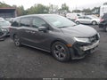2018 Honda Odyssey — photo 1 of 19 | VIN 5FNRL6H85JB041352