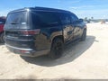 2022 Jeep Wagoneer — photo 4 of 16 | VIN 1C4SJVBT6NS125476