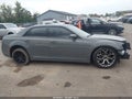 2017 Chrysler 300 — photo 14 of 17 | VIN 2C3CCABG4HH557929