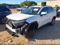 2022 Toyota RAV4 — photo 2 of 16 | VIN 2T3W1RFV7NC199485