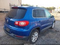 2009 Volkswagen Tiguan — photo 4 of 13 | VIN WVGAV75NX9W004727