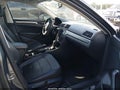 2018 Volkswagen Passat — photo 5 of 16 | VIN 1VWAA7A39JC025415