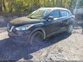 2019 Nissan Kicks — photo 2 of 16 | VIN 3N1CP5CU2KL522724