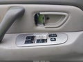 2001 Toyota Sequoia — photo 12 of 12 | VIN 5TDBT48A91S057042