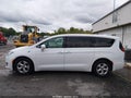 2018 Chrysler Pacifica — photo 14 of 16 | VIN 2C4RC1H76JR318167