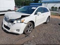 2011 Toyota Venza — photo 2 of 16 | VIN 4T3BK3BB1BU053727