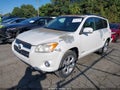 2011 Toyota RAV4 — photo 2 of 16 | VIN 2T3DK4DV0BW045513
