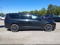 2020 Chrysler Pacifica — photo 13 of 16 | VIN 2C4RC1FG2LR150548