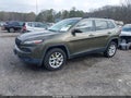 2015 Jeep Cherokee — photo 2 of 17 | VIN 1C4PJLCS7FW531678