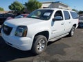 2011 GMC Yukon XL — photo 2 of 22 | VIN 1GKS2KE37BR280763