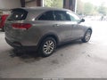 2017 Kia Sorento — photo 4 of 18 | VIN 5XYPGDA34HG273720
