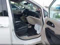 2018 Chrysler Pacifica — photo 5 of 16 | VIN 2C4RC1BG5JR120625