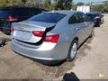 2018 Chevrolet Malibu — photo 4 of 16 | VIN 1G1ZD5ST9JF223077