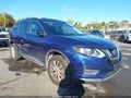 2018 Nissan Rogue — photo 1 of 17 | VIN 5N1AT2MV4JC729398