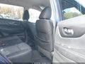2018 Nissan Rogue — photo 8 of 17 | VIN 5N1AT2MV4JC729398