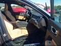 2020 Volvo XC60 — photo 5 of 16 | VIN YV4102DL8L1512024