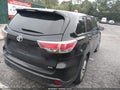 2015 Toyota Highlander — photo 4 of 17 | VIN 5TDBKRFH0FS077980
