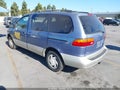 1998 Toyota Sienna — photo 3 of 10 | VIN 4T3ZF13C9WU040549