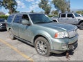 2005 Lincoln Navigator — photo 1 of 19 | VIN 5LMFU27575LJ01241