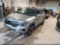 2024 Kia Seltos — photo 2 of 17 | VIN KNDERCAAXR7520585