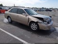 2000 Toyota Avalon — photo 1 of 16 | VIN 4T1BF28B0YU004218