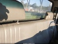 1998 Chevrolet C1500 — photo 8 of 11 | VIN 1GCEC14W1WZ160412