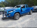 2017 Toyota Tacoma — photo 2 of 17 | VIN 5TFRZ5CN9HX040307