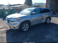 2015 Toyota Highlander — photo 2 of 17 | VIN 5TDDKRFH4FS202892